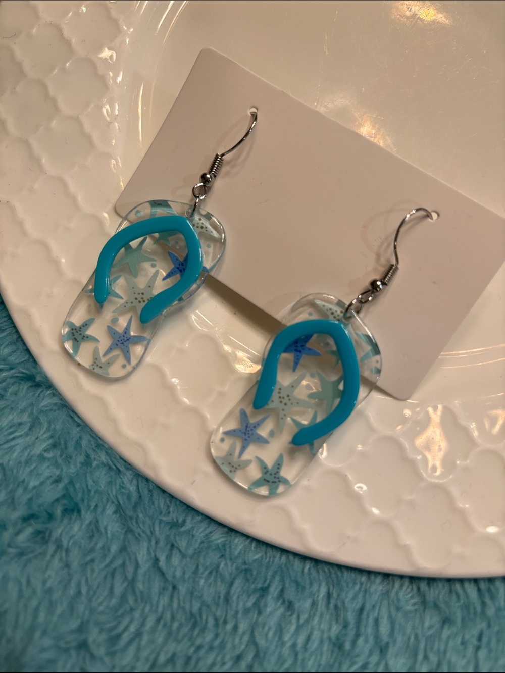 Turquoise Starfish Flip-Flop Dangle Fashion Pierced Earrings NWT 2.5x1”